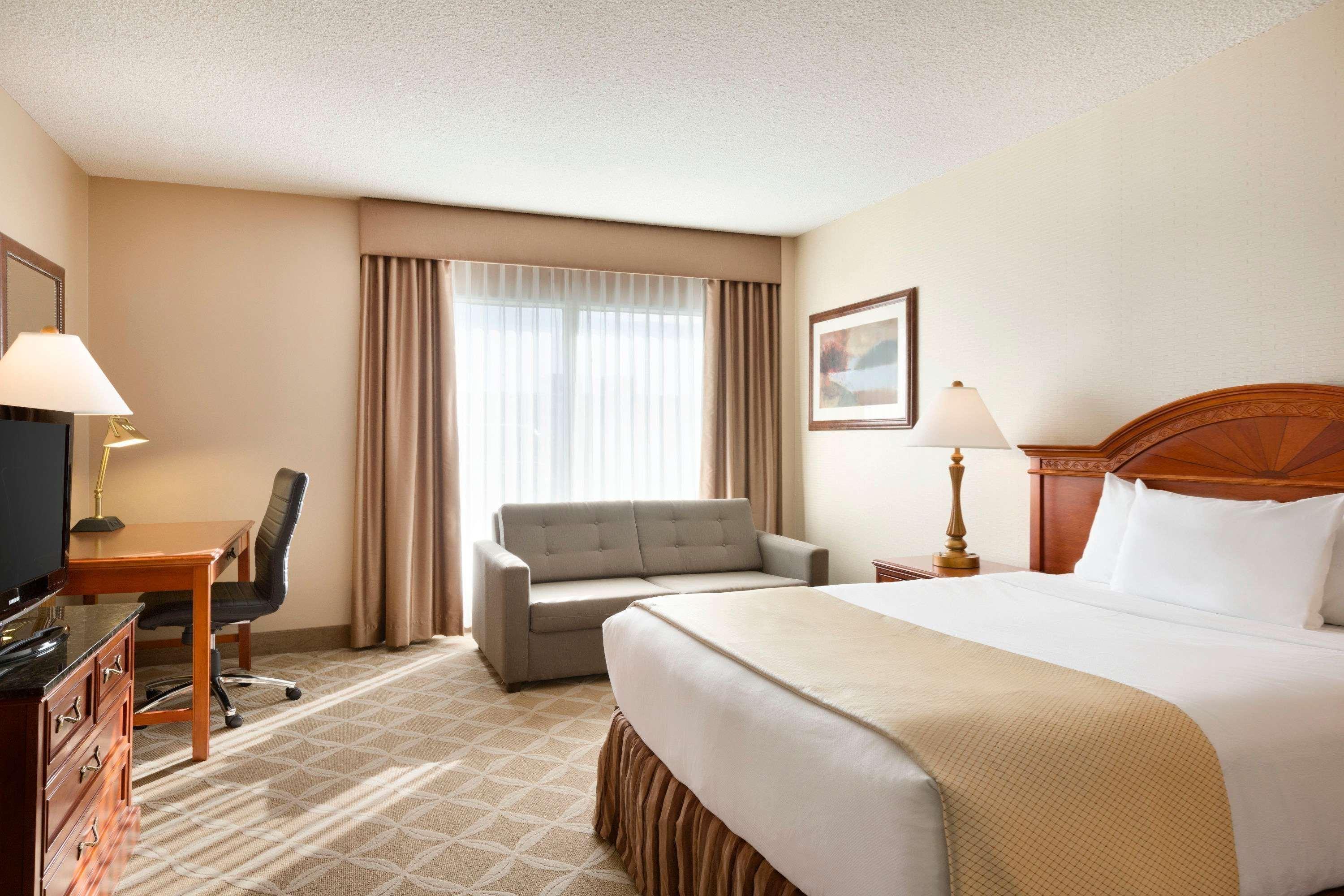 Border Inn & Suites Lloydminster Exteriör bild